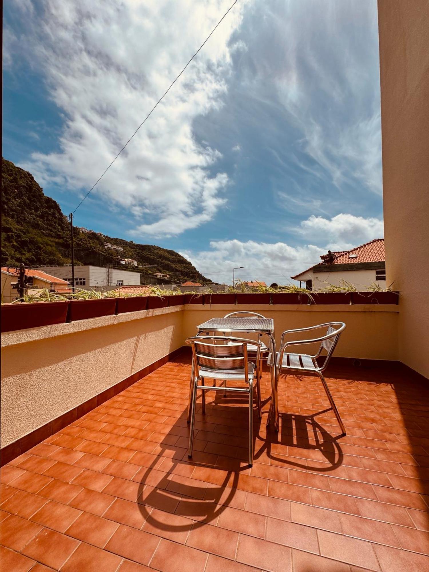 Vale Mar Guest Hotel Ribeira Brava Luaran gambar