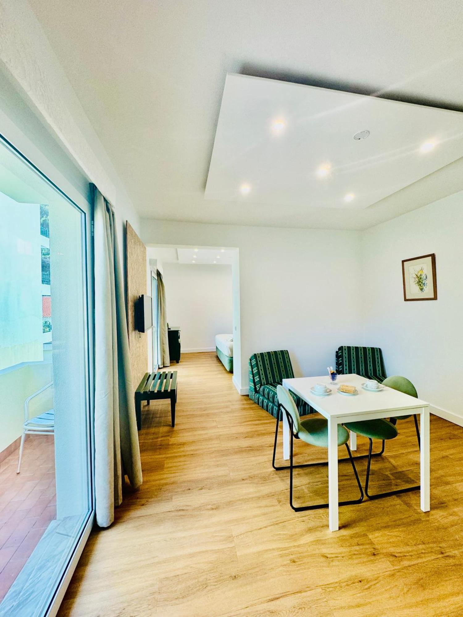 Vale Mar Guest Hotel Ribeira Brava Luaran gambar